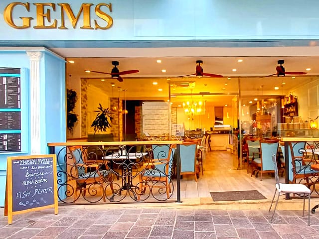 🍣🍕 Enjoy 25% OFF at Gems - Sushi Bar, Pizza, Pasta, Grill with VeganCard! 🍝🥗